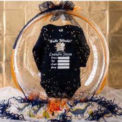 Hello World Babyshower Balloon Gift